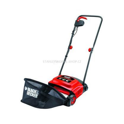 GD300 Provzdušňovač trávníku Black & Decker